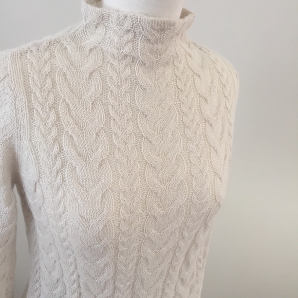 Peru Unlimited 100% Baby Alpaca Wool Cable Knit - Picture 2 of 8